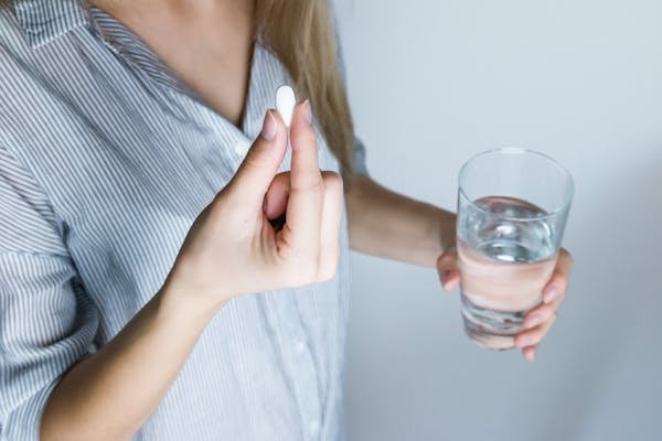 Pilules pour un décolleté plus ample : les solutions à découvrir